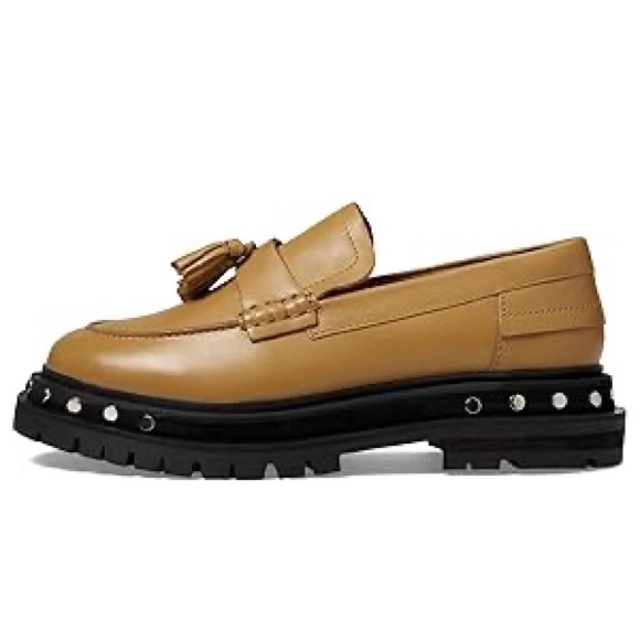 Stylish Brown Loafers with Tassels - Picture 4 of 6